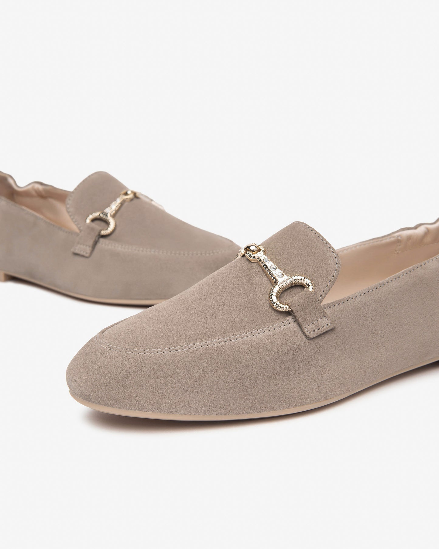 Damen-Loafer aus Wildleder in Beige von NeroGiardini