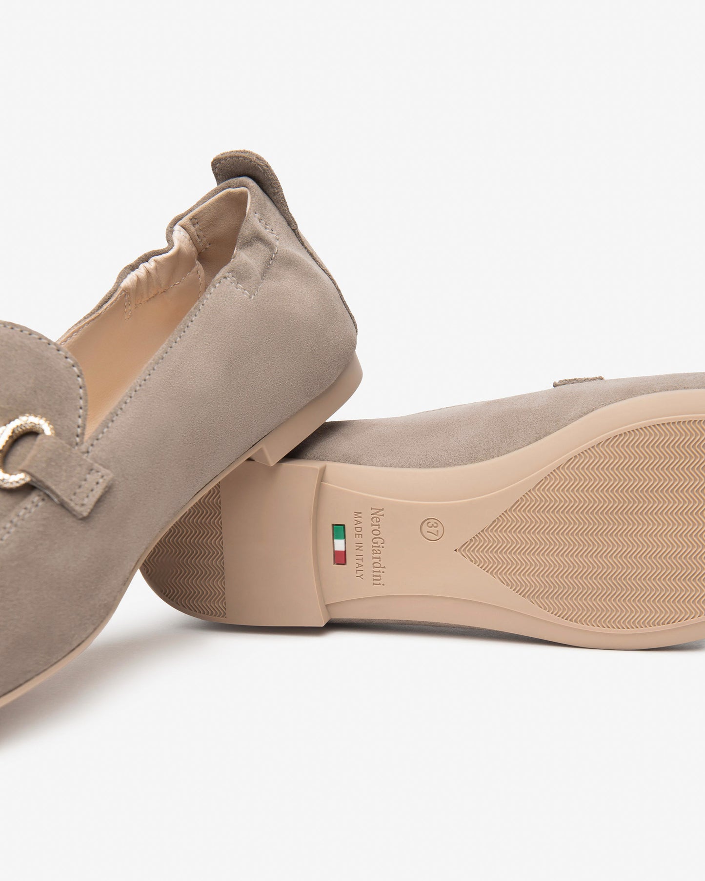 Damen-Loafer aus Wildleder in Beige von NeroGiardini