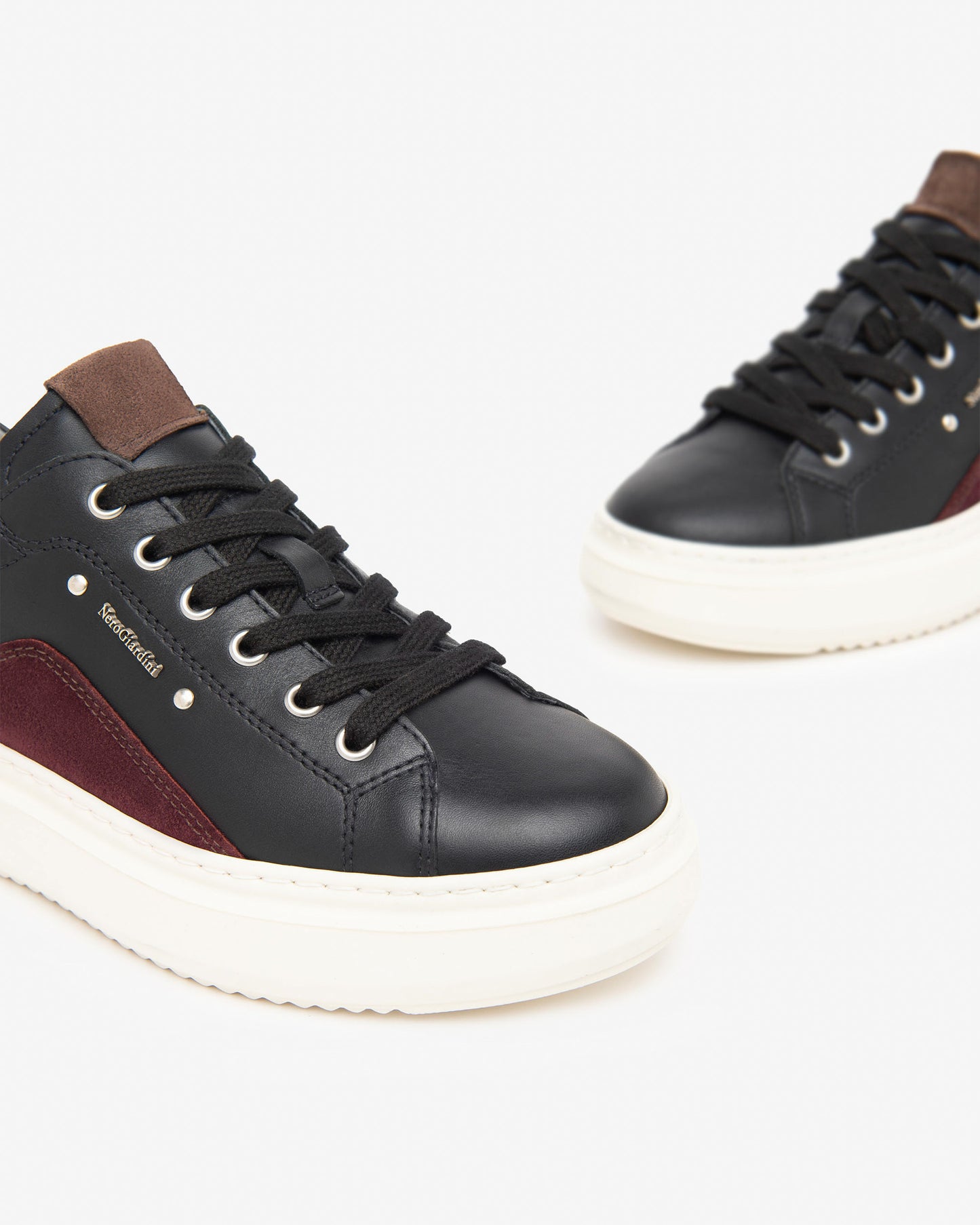 Moderne Damen-Sneaker aus Leder von NeroGiardini